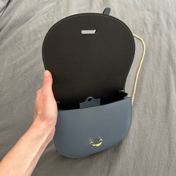 Purse - Picture 2 of 5